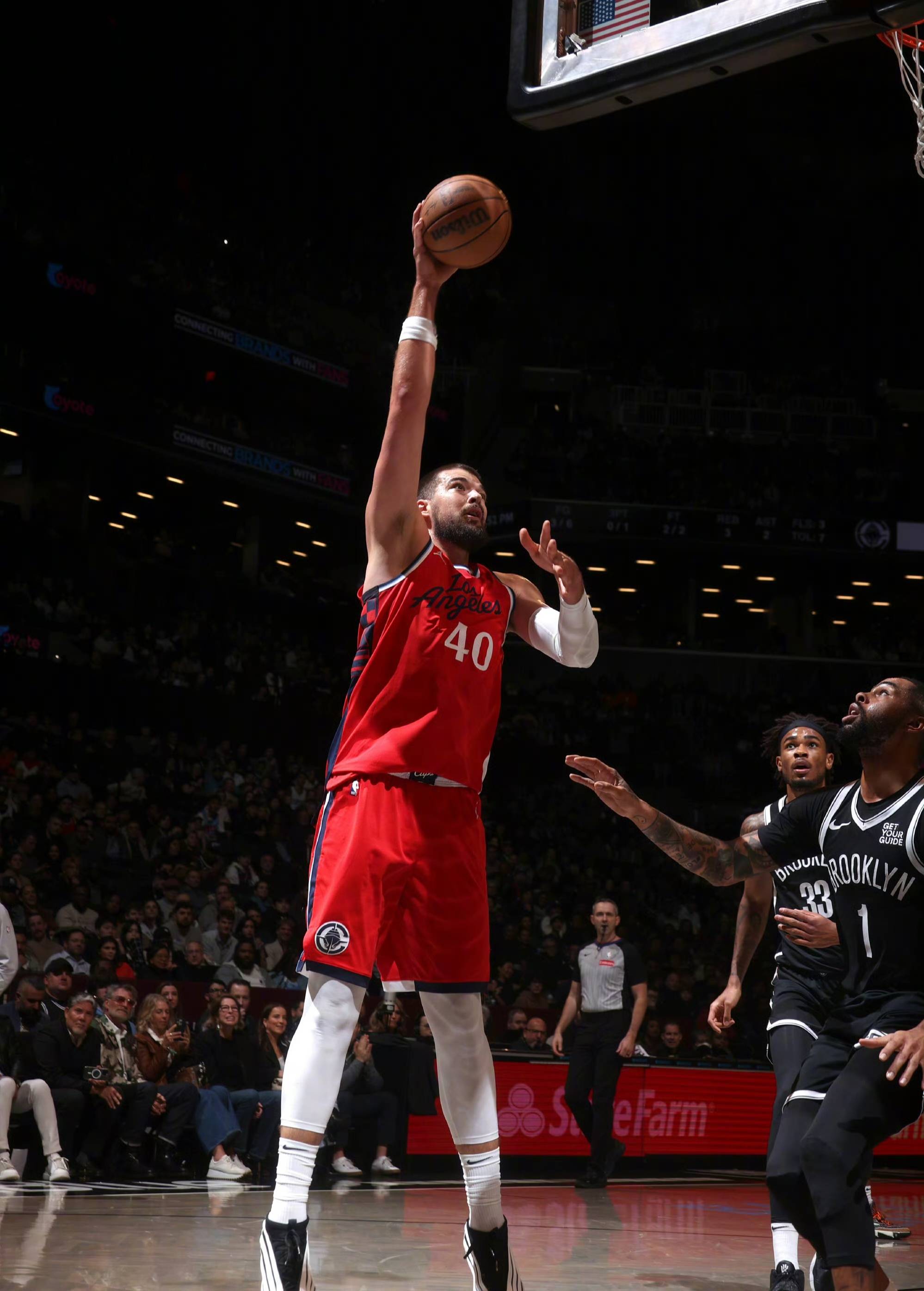 体育投注-篮网新秀表现惊艳，全场观众掌声不断，实现什么影响部分运行.-体育投注