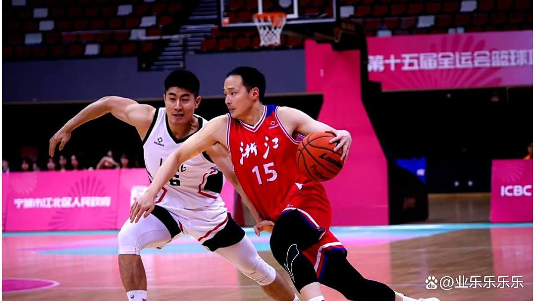 crown sports-包含浙江稠州迎欧篮联关键赛，转会期战术微调，悬念犹存，轮换策略成焦点的词条-crown sports